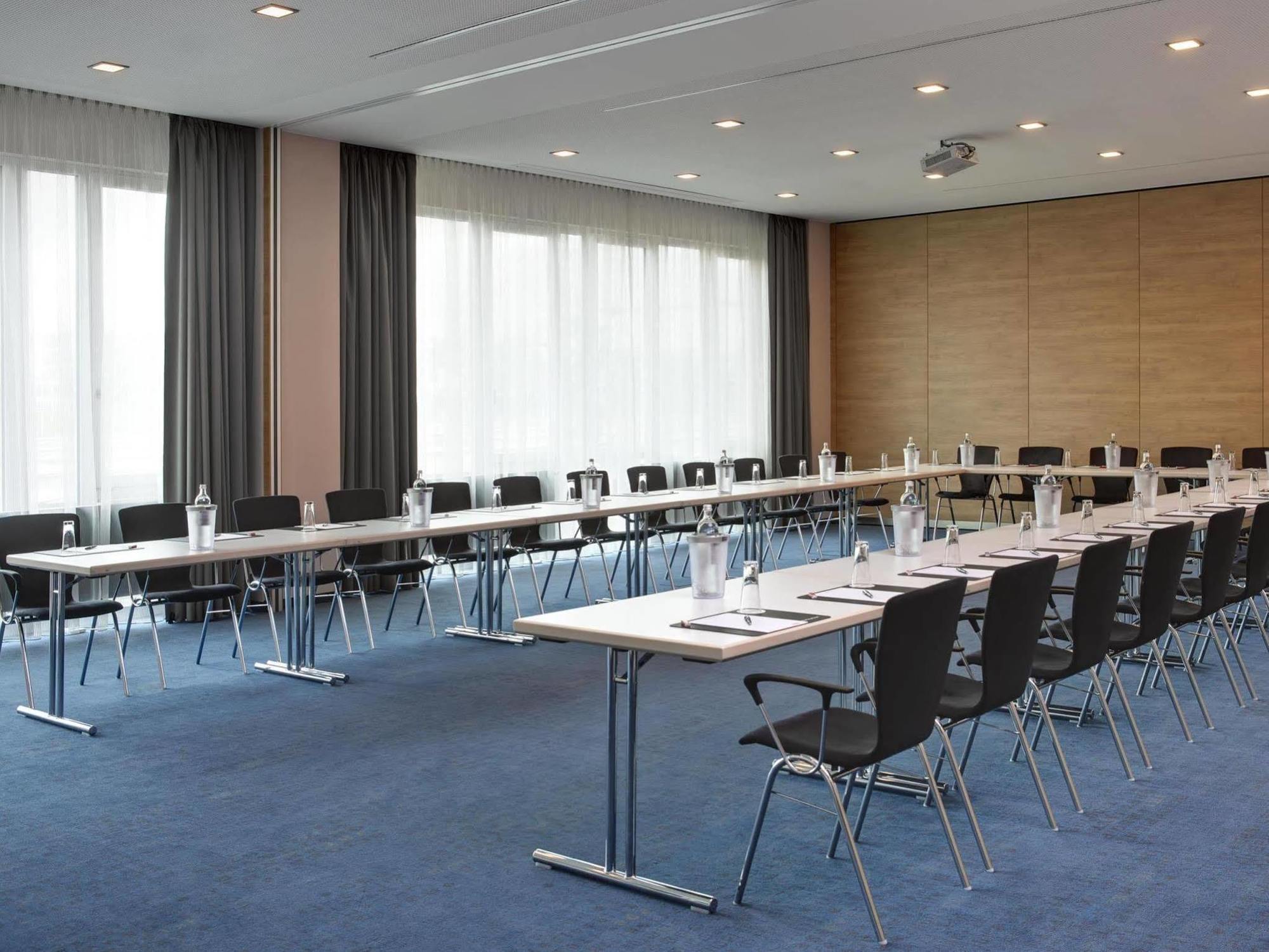 Intercityhotel Darmstadt Zewnętrze zdjęcie